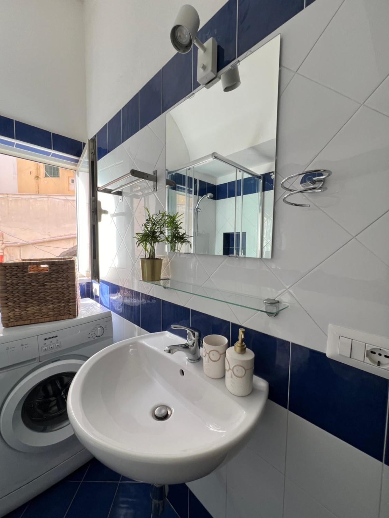 Casa Maria Rosa - Seaside Apartment Соренто Екстериор снимка